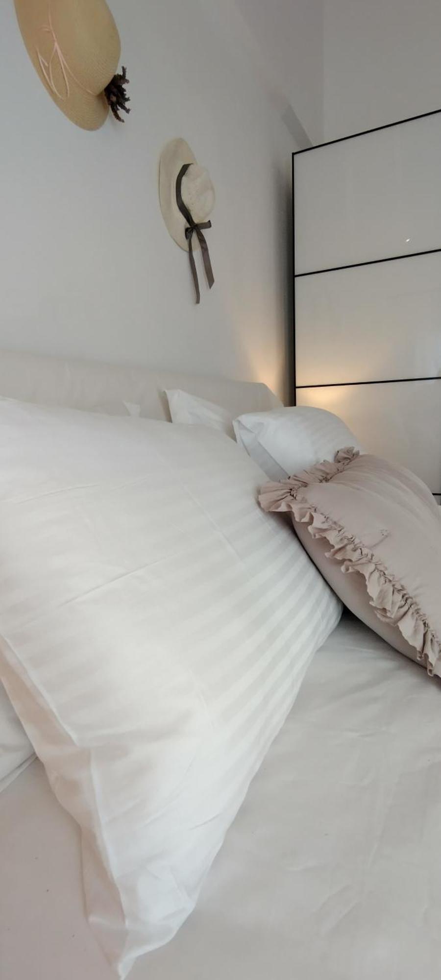 Pelekas Loft Apartment Bagian luar foto