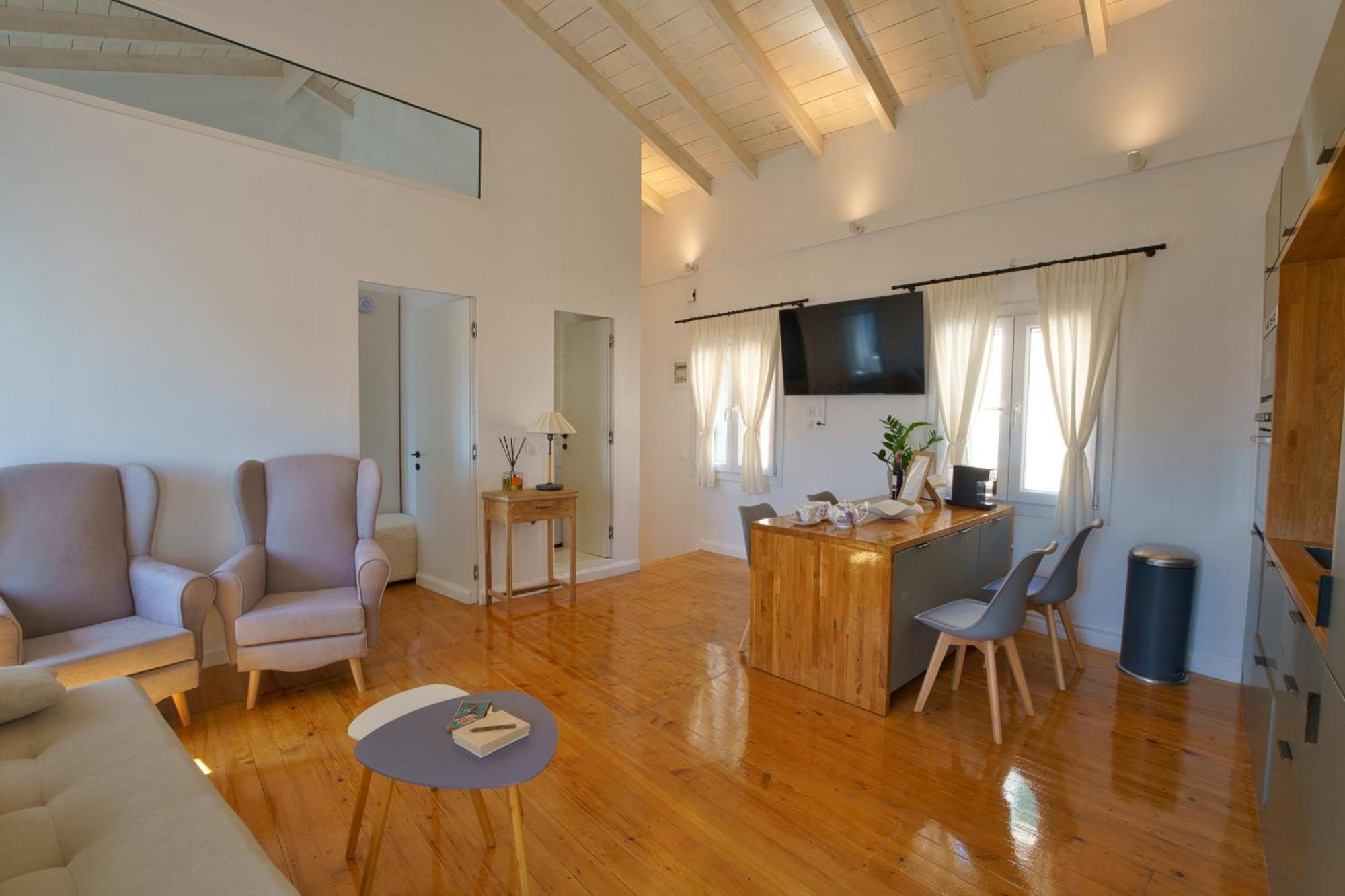Pelekas Loft Apartment Bagian luar foto